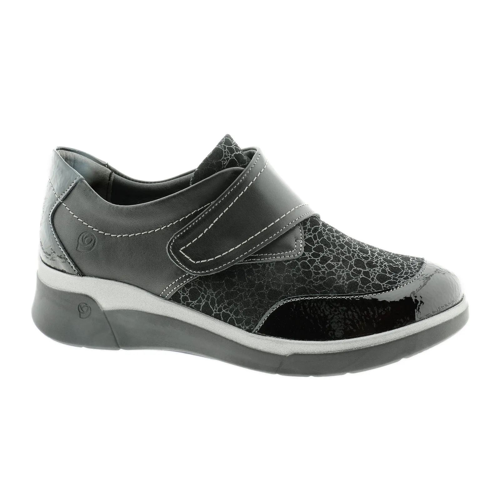 Suave Maderia Slip On (Women) - Black 2